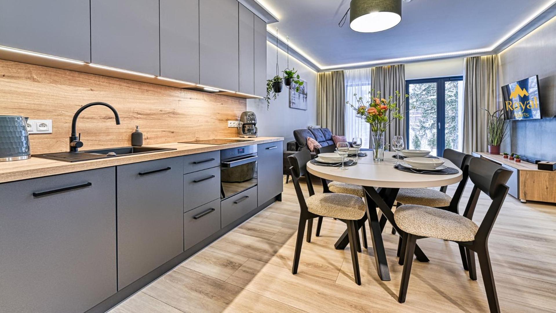 Belle View - Centrum - By Royal Aparts Apartment Szklarska Poreba