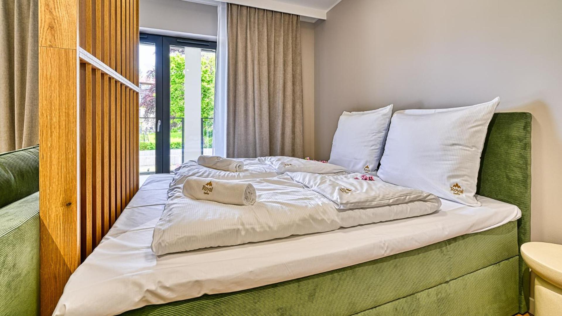 Belle View - Centrum - By Royal Aparts Apartment